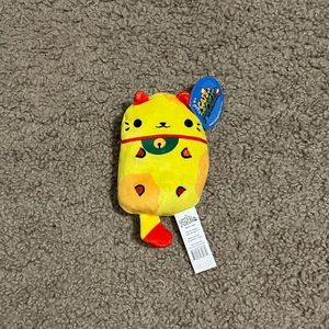 Cats vs Pickles Lucky Cat